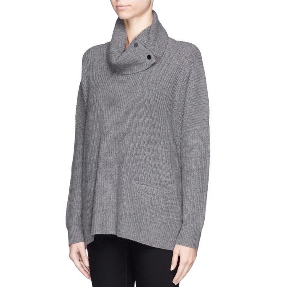 VINCE Oversized Gray Wool Yak Blend Turtleneck Snap Pullover Sweater XS - Picture 1 of 6